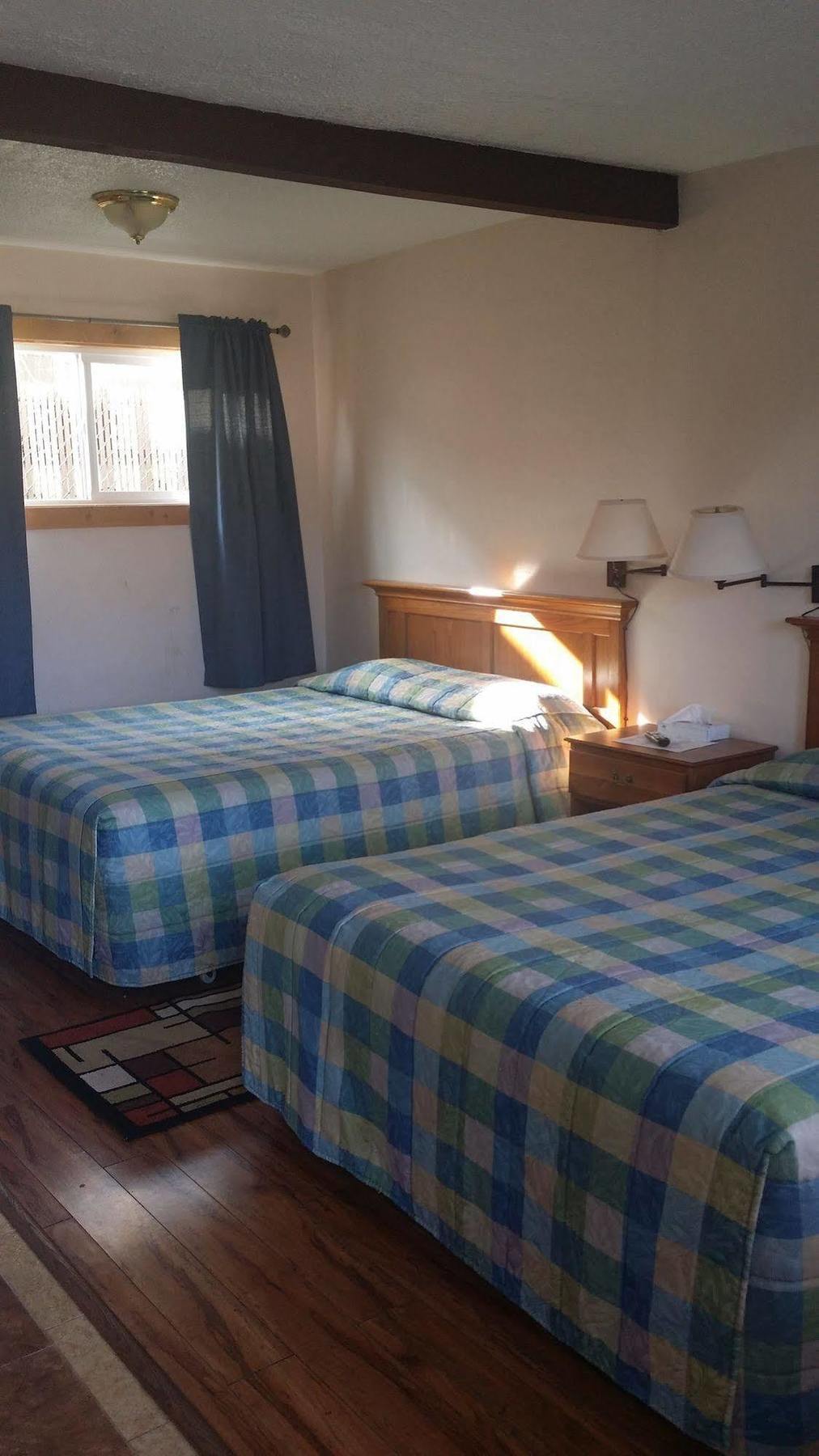 Terrace Motel คูสเบย์ ภายนอก รูปภาพ