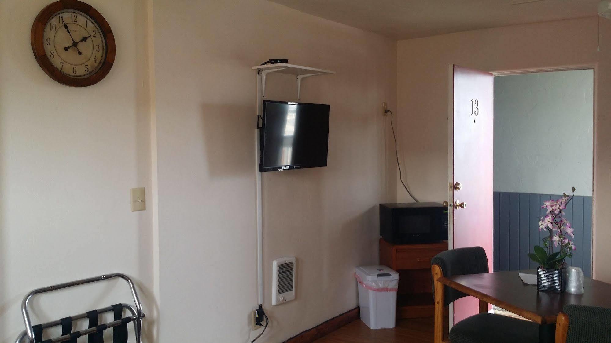 Terrace Motel คูสเบย์ ภายนอก รูปภาพ