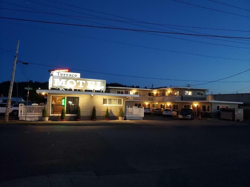 Terrace Motel คูสเบย์ ภายนอก รูปภาพ